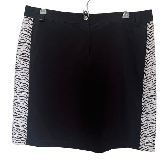 Chicos Womens Zenergy Golf Animal Print Skort Black White Size 2/Large 12 - Picture 1 of 9